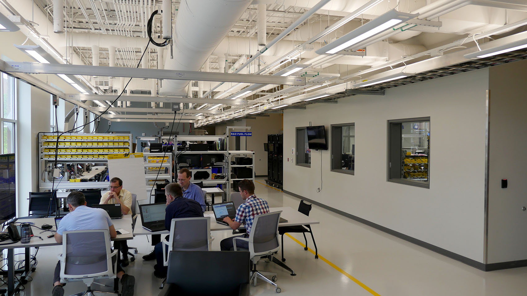Fuel Flow Test Facility Engineers